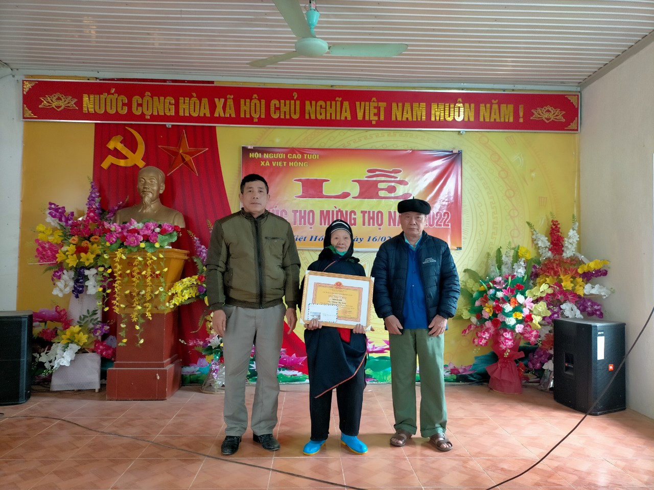 Lễ Chúc thọ, mừng thọ người cao tuổi xã Việt Hồng năm 2022