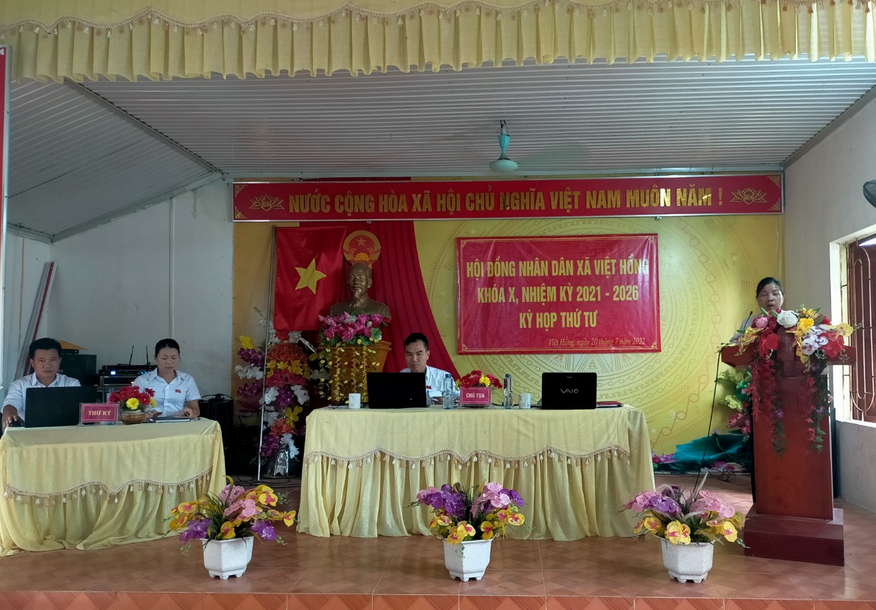 Khai mạc kỳ họp thứ 4 HĐND xã Việt Hồng, nhiệm kỳ 2021-2026