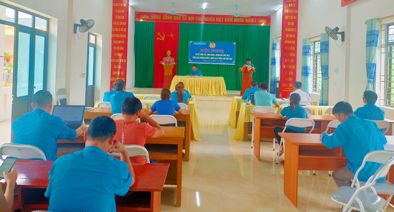 Hội nghị sơ kết 6 tháng đầu năm công đoàn xã Việt Hồng