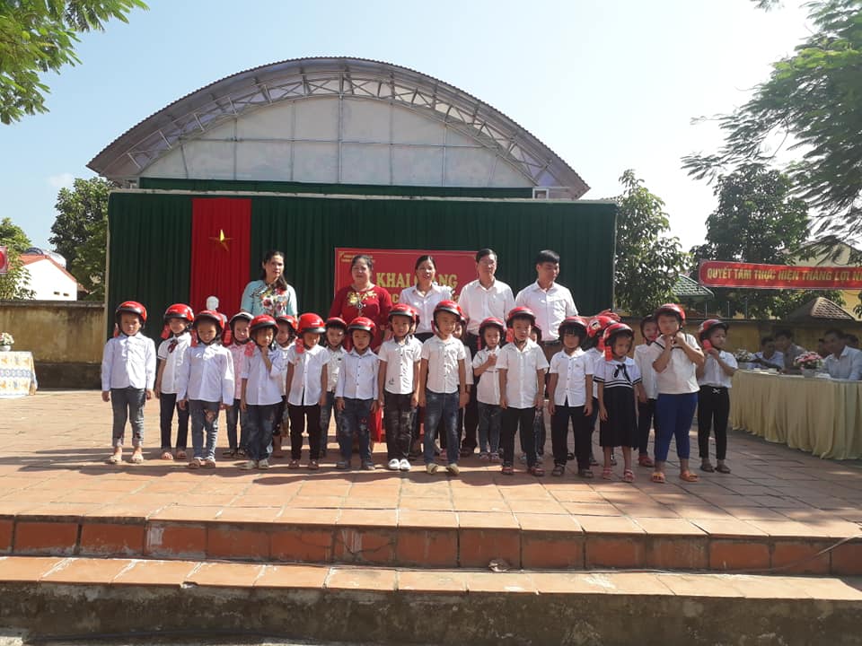 Trường TH&THCS, Trường MN Việt Hồng  khai giảng năm học mới